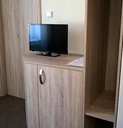 Elmontex Hotel 3*