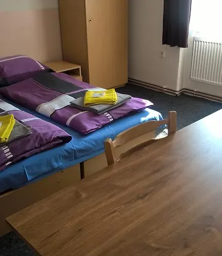 Elmontex فندق 3*