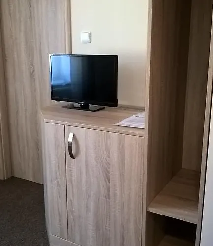 Elmontex فندق 3*